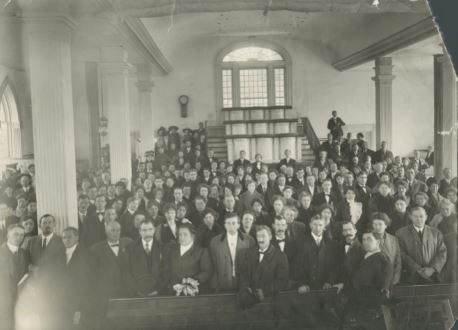 Salt Lake Tabernacle Choir in the Kirtland Temple,  1911 October